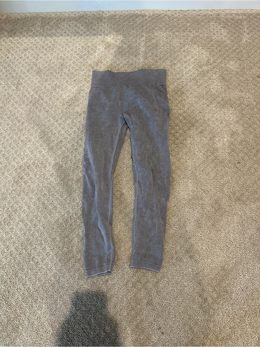 Commense Gray
Leggings